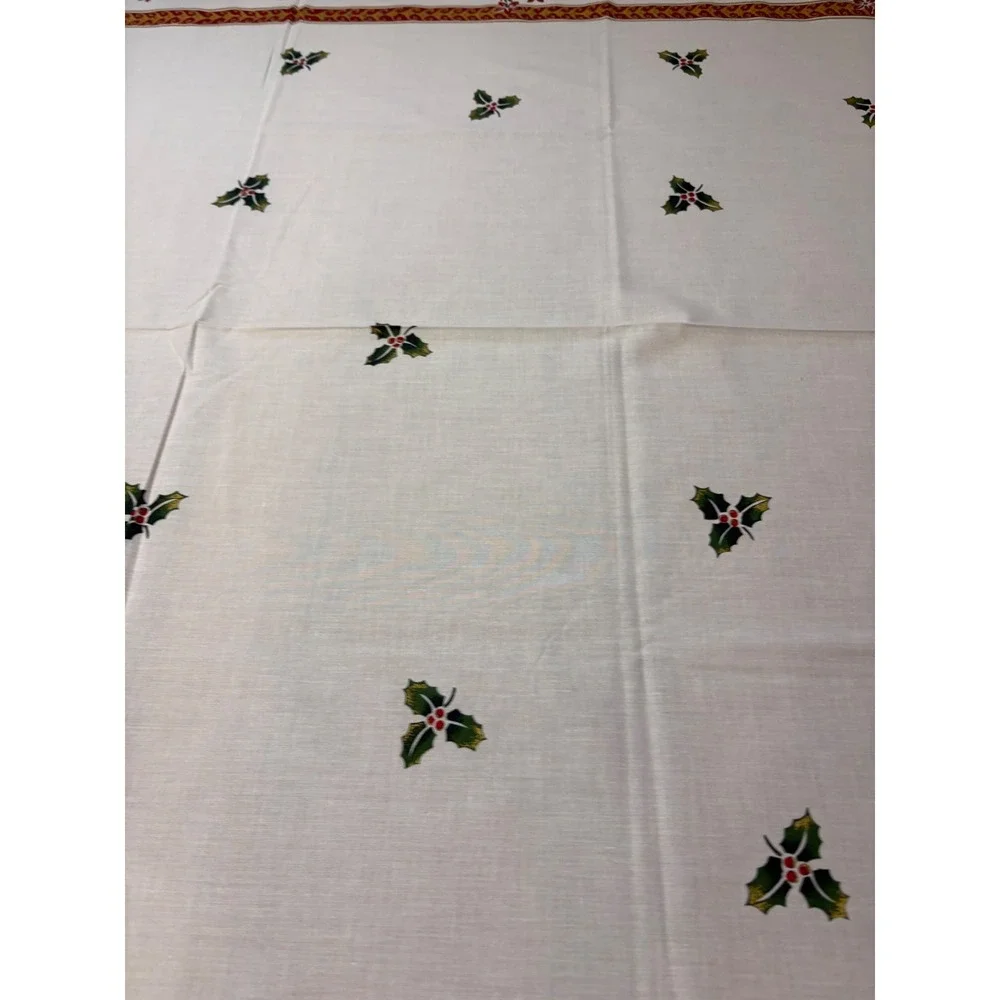 Christmas Poinsettia Holly Tablecloth White Red Green Holiday Dining‎  58 x100